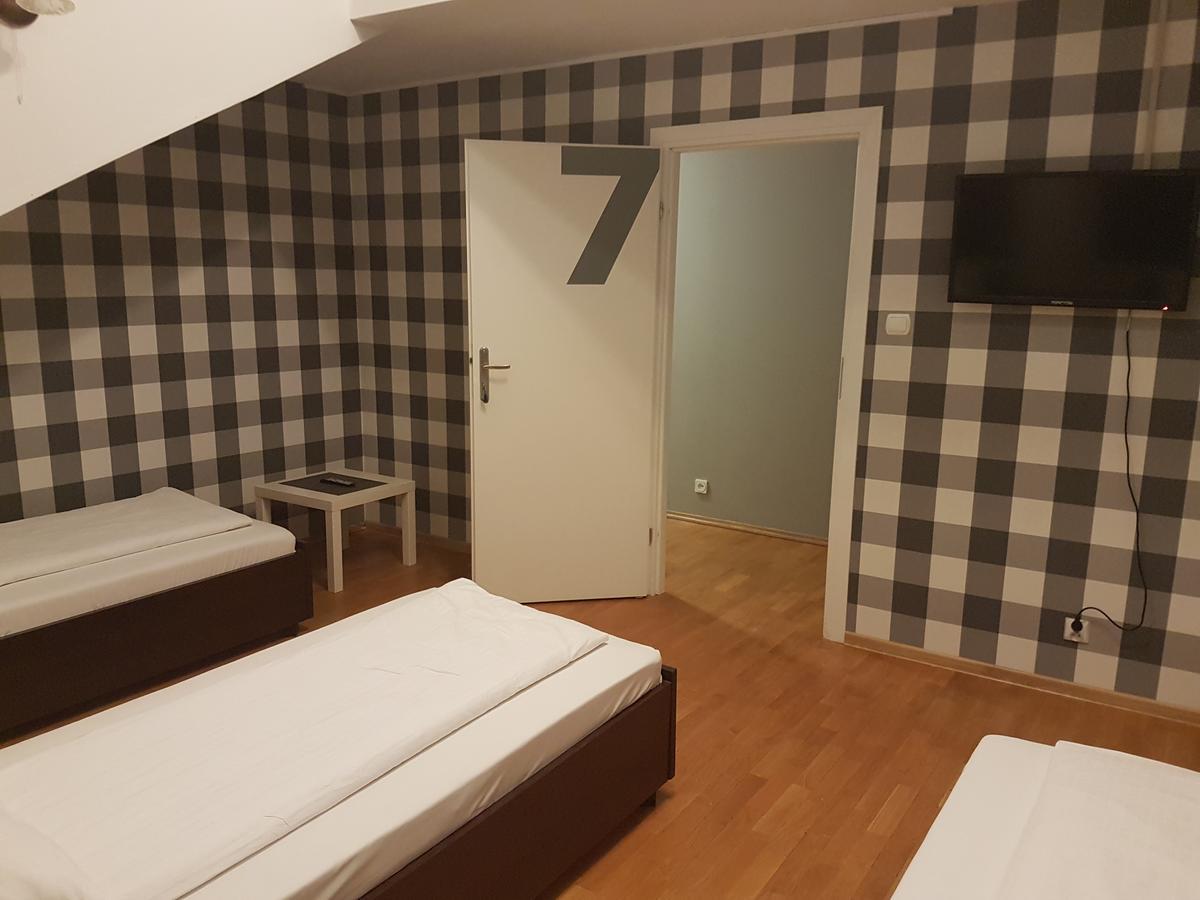 Duszka Hostel Βαρσοβία Εξωτερικό φωτογραφία